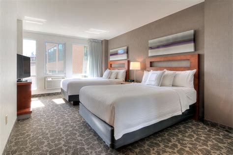 SpringHill Suites by Marriott Old Montreal Reviews, .